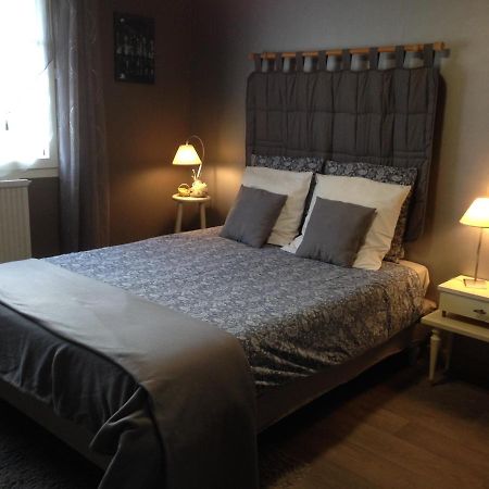 Chambre D'Hotes Hola Laval  Exterior photo