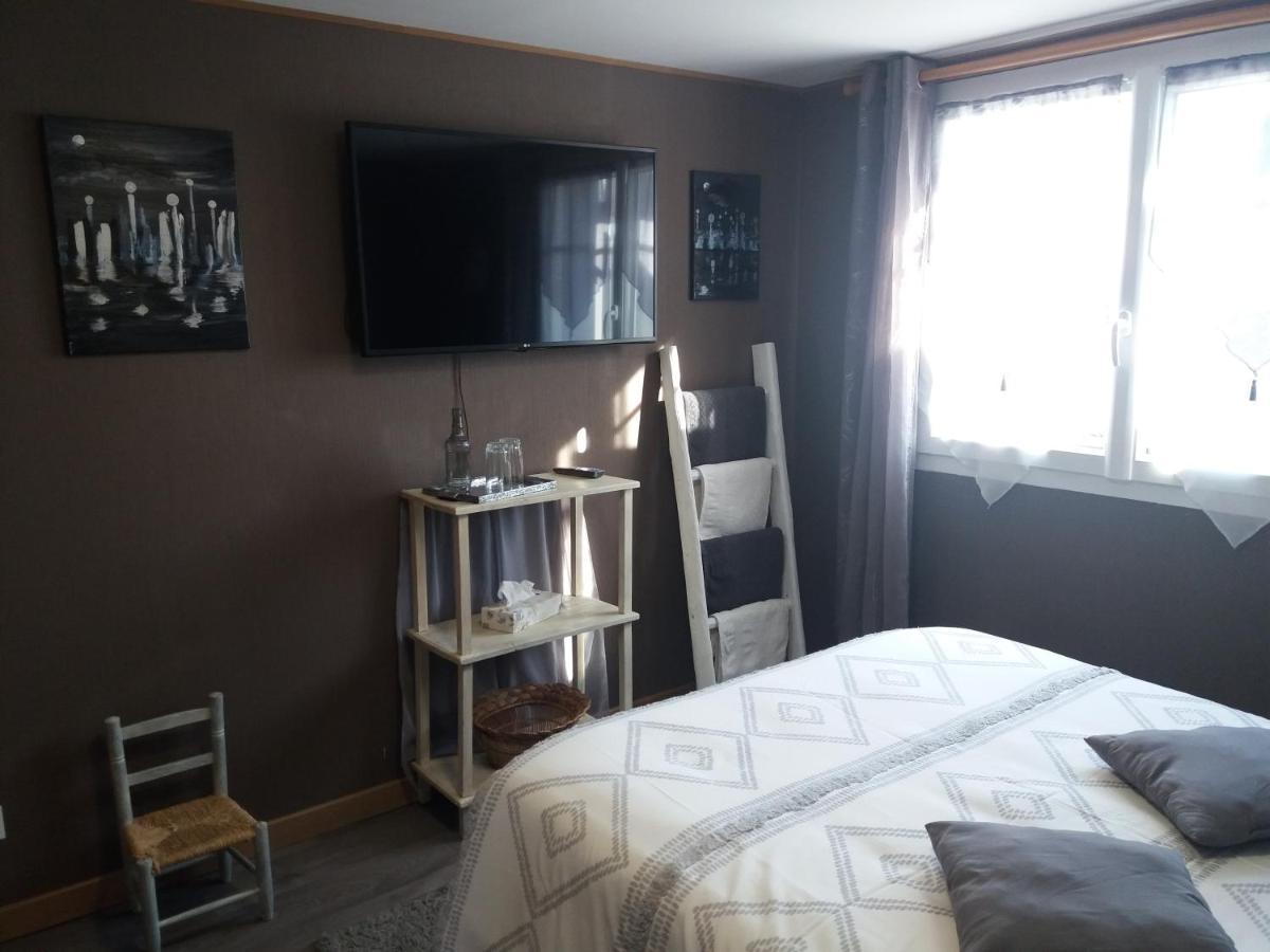 Chambre D'Hotes Hola Laval  Exterior photo