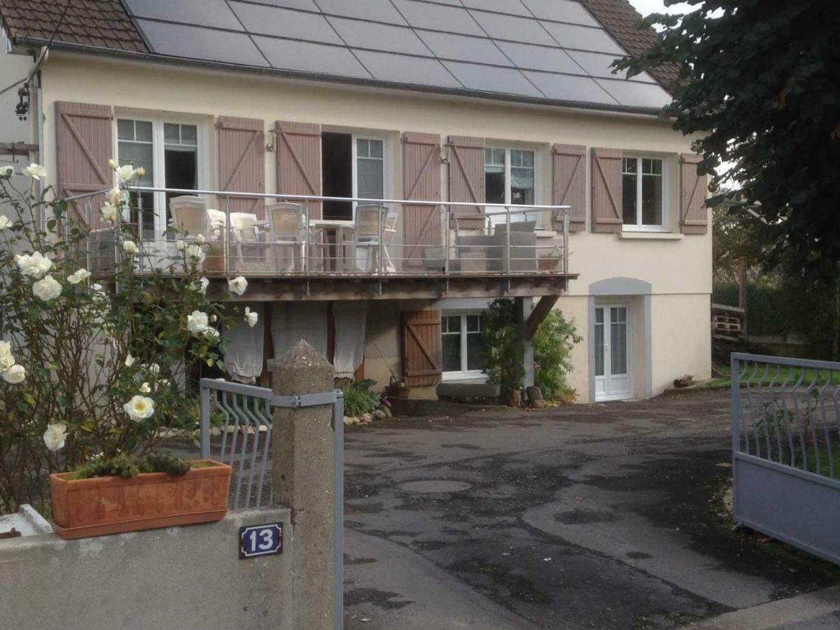 Chambre D'Hotes Hola Laval  Exterior photo